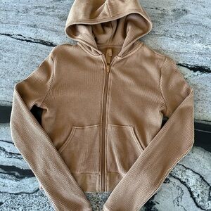 Worn twice! SKIMS Tan Zip Cropped Hooded Sweatshirt